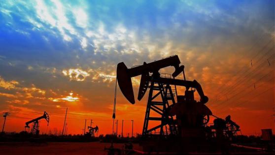 INE原油涨逾3%，创两个月新高！飓风后遗症顽固化